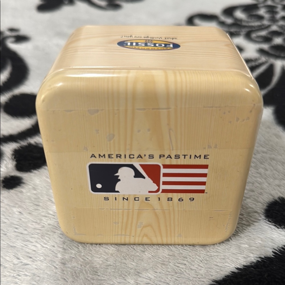 Vintage Fossil America's Pastime Metal Watch Box! New